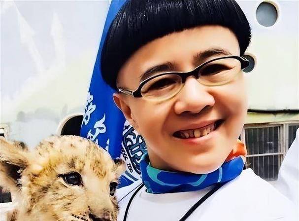 金龟子刘纯燕发型:金龟子刘纯燕还在主持吗